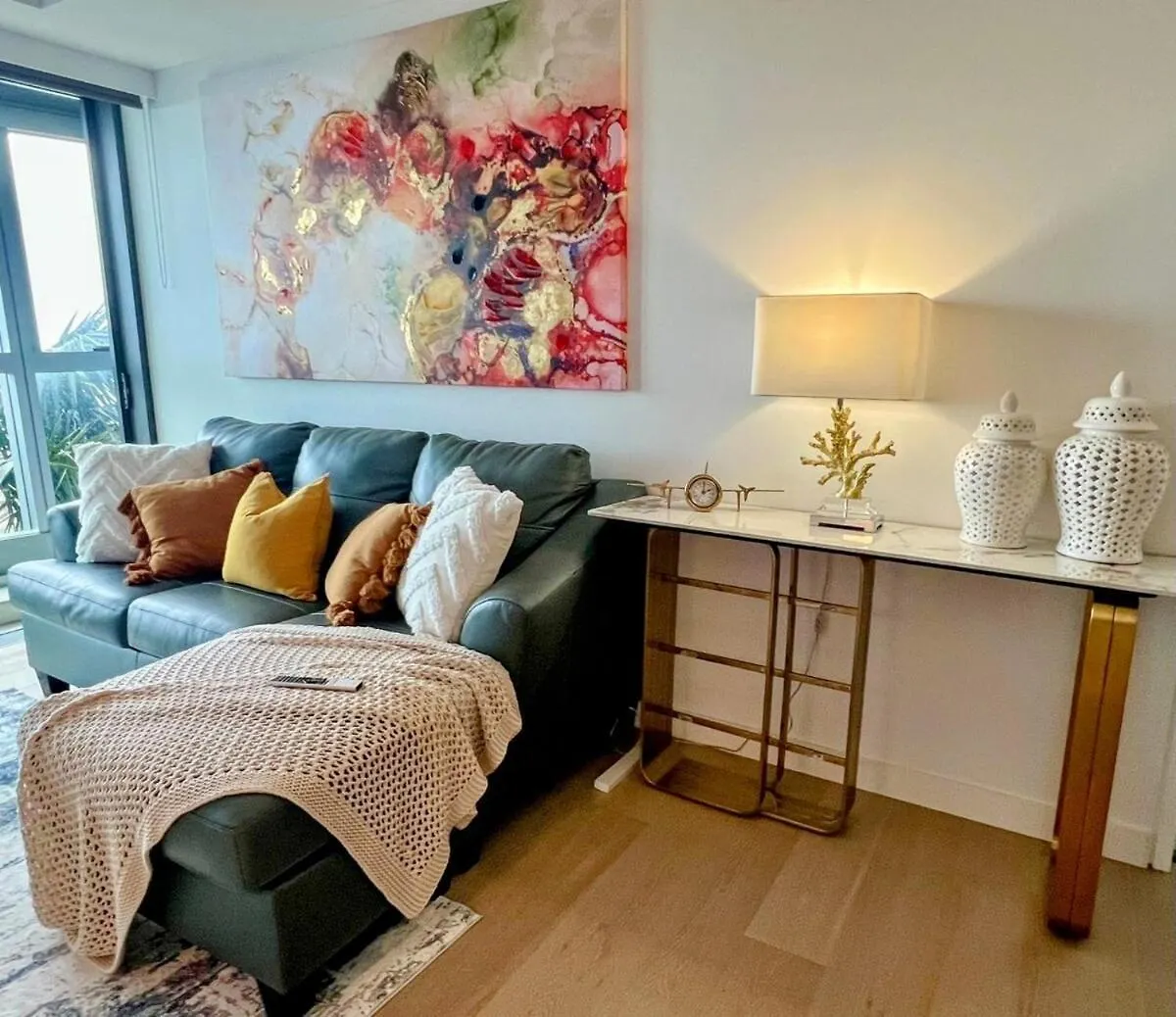 Beachfront Ocean Views Luxe 2B2B Gold Coast